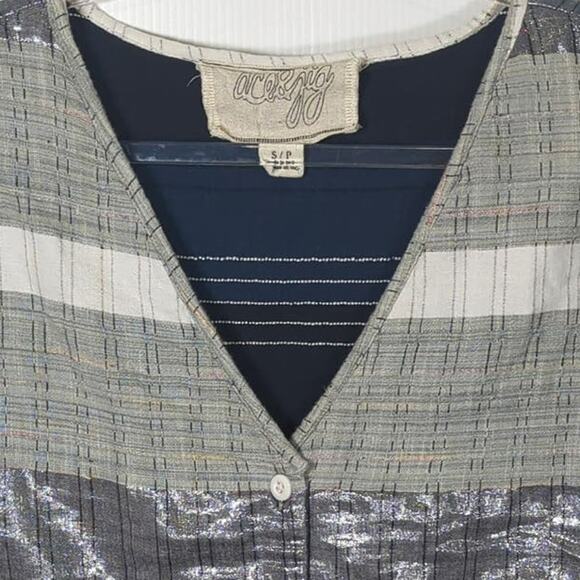 Ace & Jig Sleeveless V-Neck Button Front Patchwork Metallic Top Size Small - Picture 3 of 10